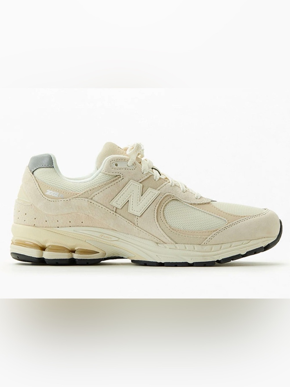 New Balance 2002R Cream Size Men’s 8.5 or Women’s 10